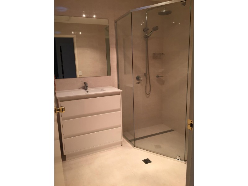 unit 119 19 Santa Barbara Road, Hope Island QLD 4212