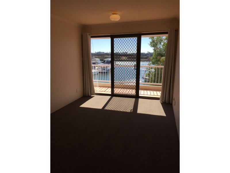 Hope Island QLD 4212