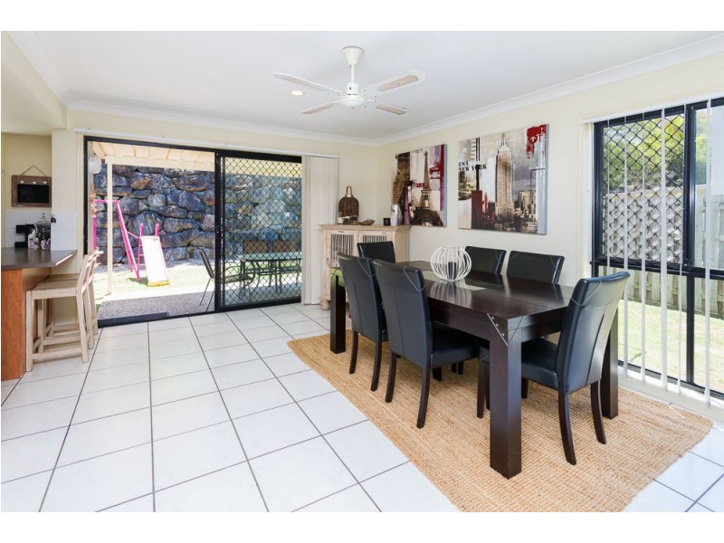 25/13 Hervey Street, Pacific Pines QLD 4211