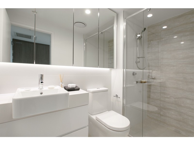 1034/123 Cavendish Rd, Coorparoo QLD 4151