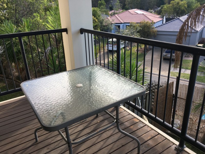 2 Gentian Drive, Arundel QLD 4214