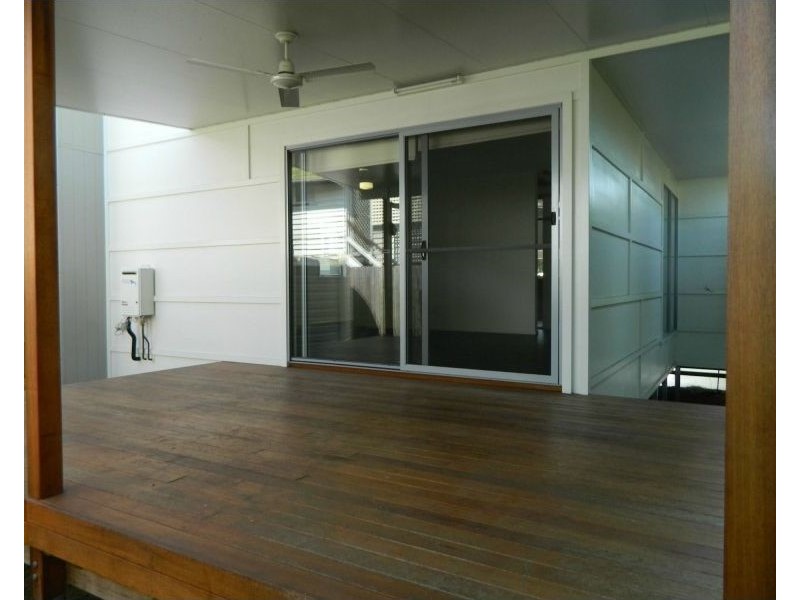 1/7 Barker st, Ipswich QLD 4305