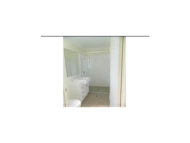 1/7 Barker st, Ipswich QLD 4305