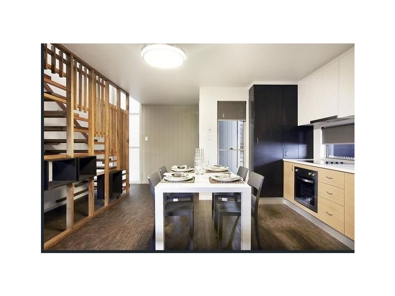 1/7 Barker st, Ipswich QLD 4305