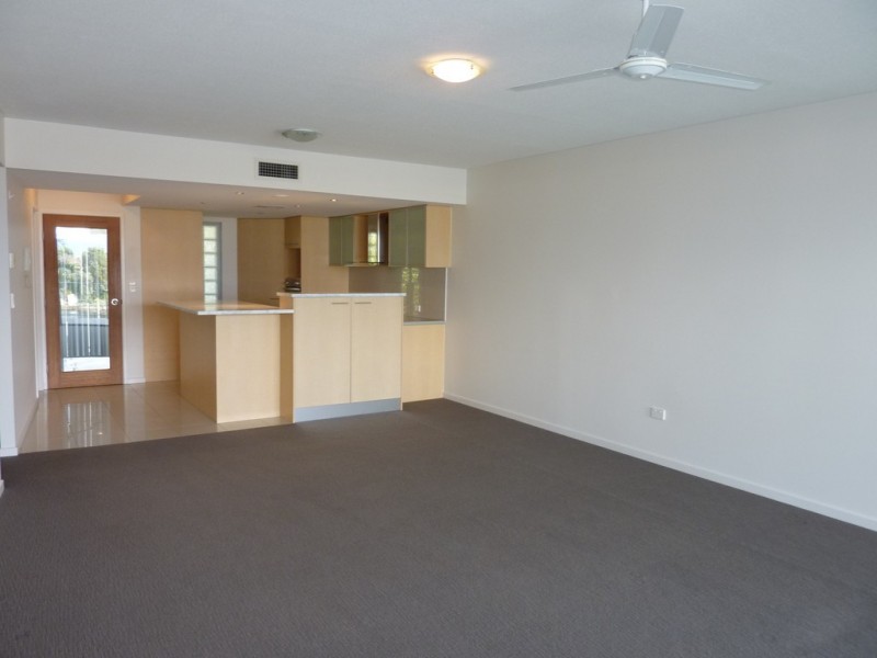 32/51 Grand Parade, Parrearra QLD 4575