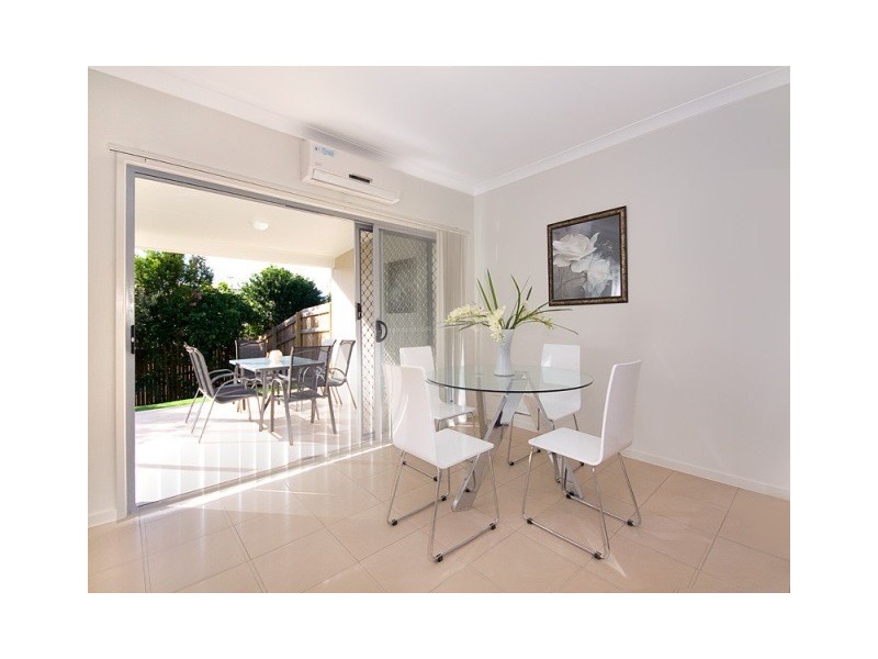 1/90 Jutland Street, Oxley QLD 4075