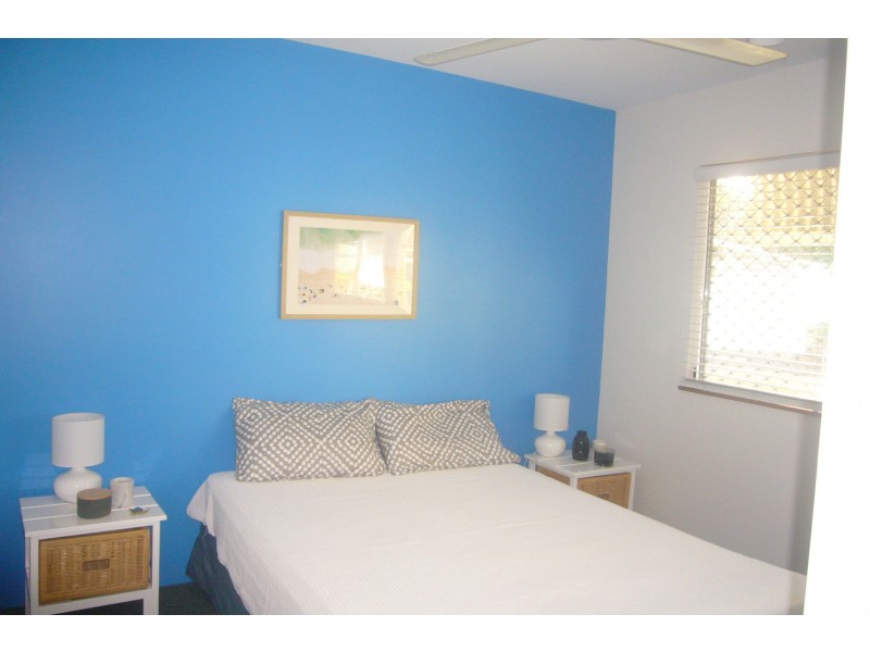 16/1-19 Poinciana St, Holloways Beach QLD 4878