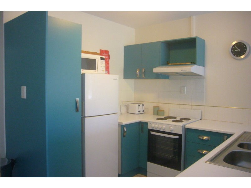 16/1-19 Poinciana St, Holloways Beach QLD 4878