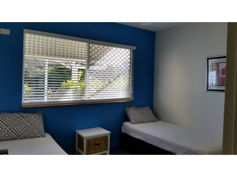 16/1-19 Poinciana St, Holloways Beach QLD 4878