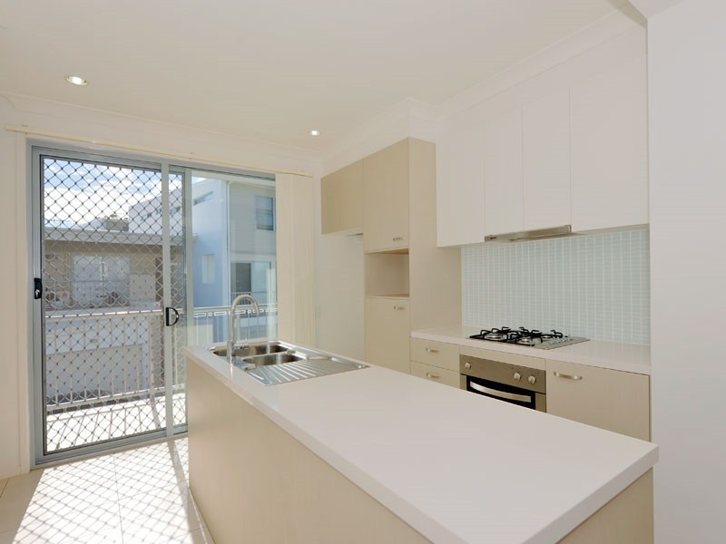 20 Fraser Street, Morningside QLD 4170