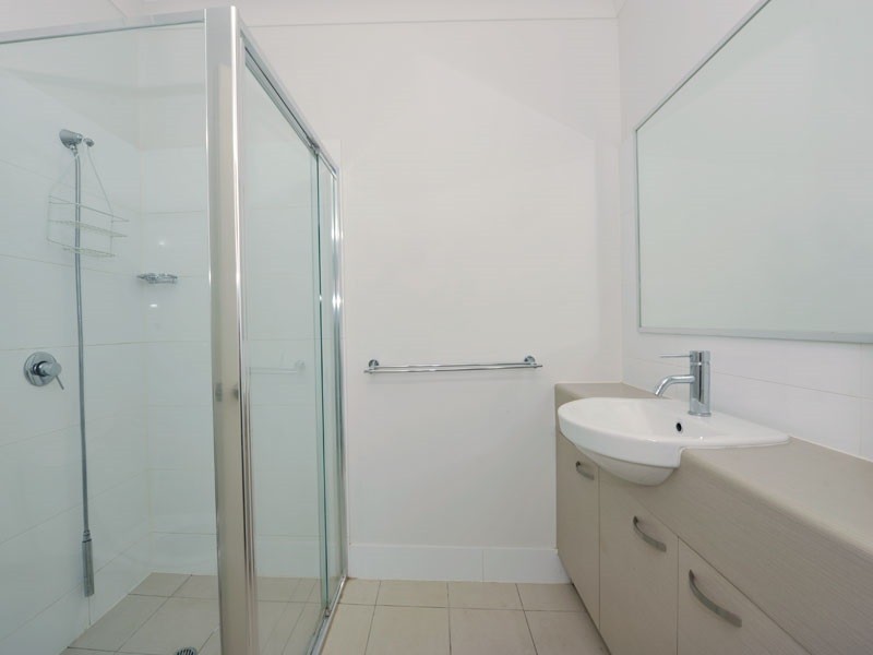 20 Fraser Street, Morningside QLD 4170