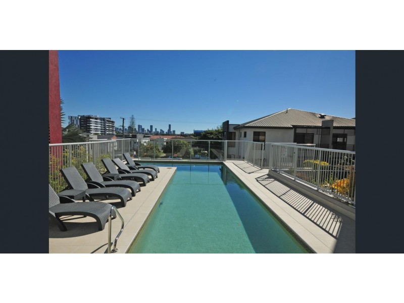 32/15 Kitchener street, Coorparoo QLD 4151