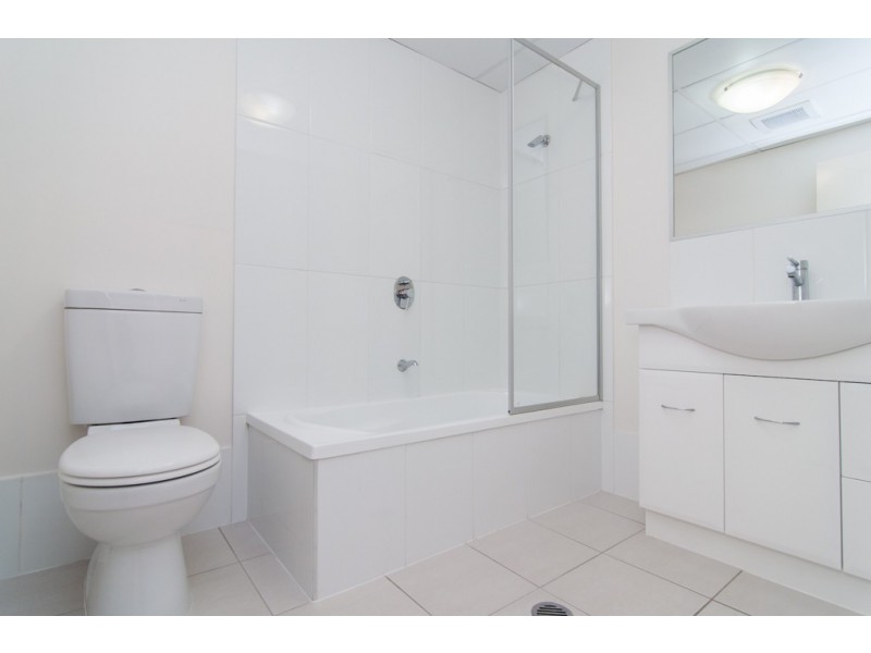 222/51 Playfield Street, Chermside QLD 4032