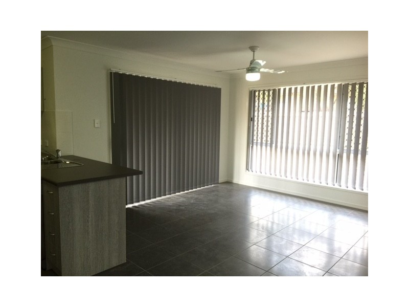 Unit 1/1 Livermore Lane, Bundamba QLD 4304