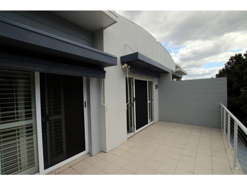 45 Riverwalk Avenue, Robina QLD 4226