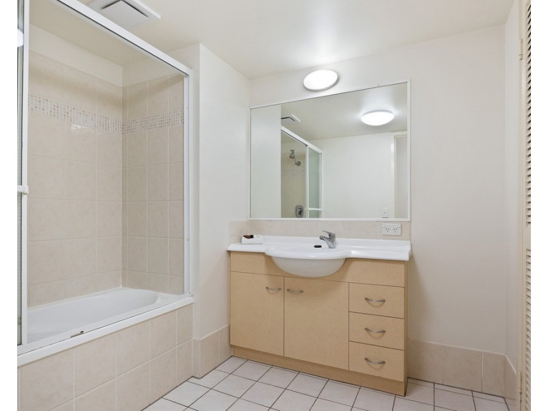 16/437 Golden Four Drive, Tugun QLD 4224