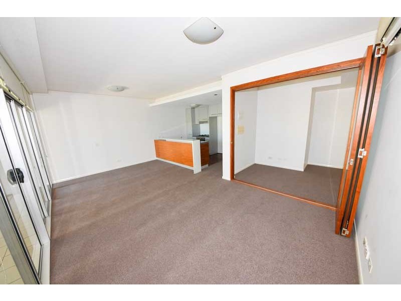 20/43 LOVE, Bulimba QLD 4171