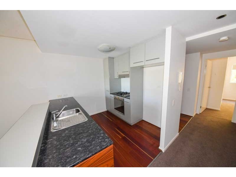20/43 LOVE, Bulimba QLD 4171