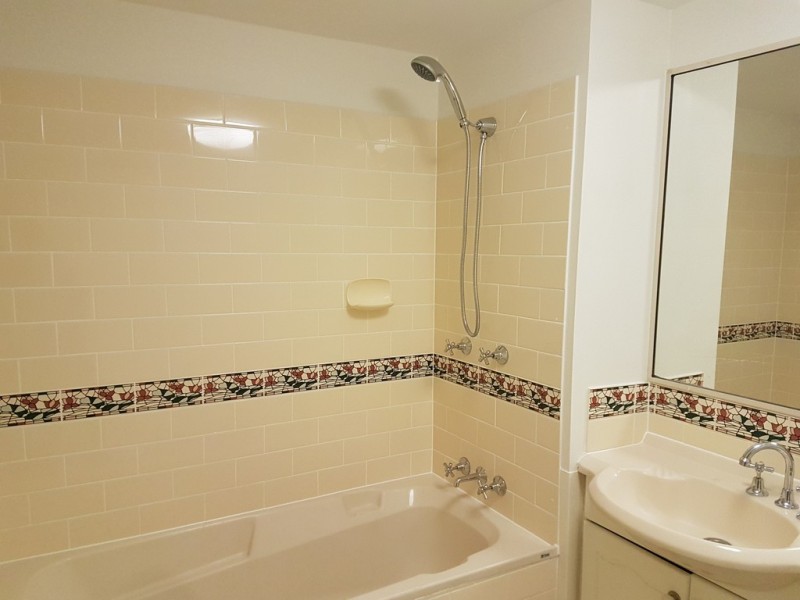 53 Bauer Street, Southport QLD 4215