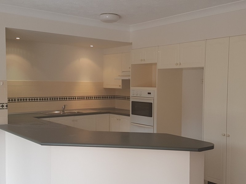 53 Bauer Street, Southport QLD 4215