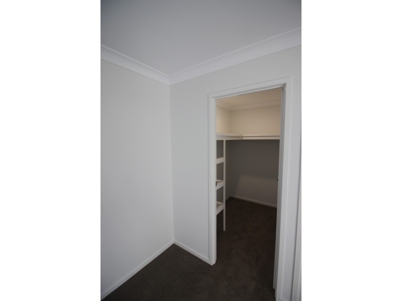 61 Clearwater Street, Bethania QLD 4205