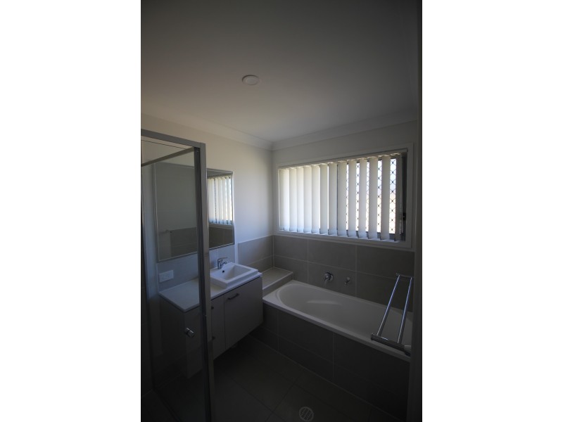61 Clearwater Street, Bethania QLD 4205