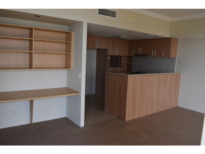 50 Marine Pde, Southport QLD 4215