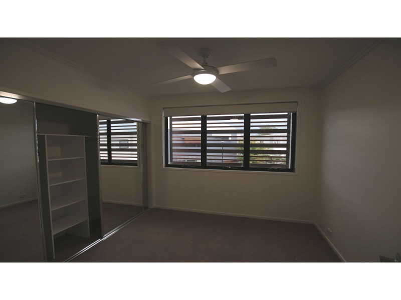 16/42 Stadium Drive, Robina QLD 4226