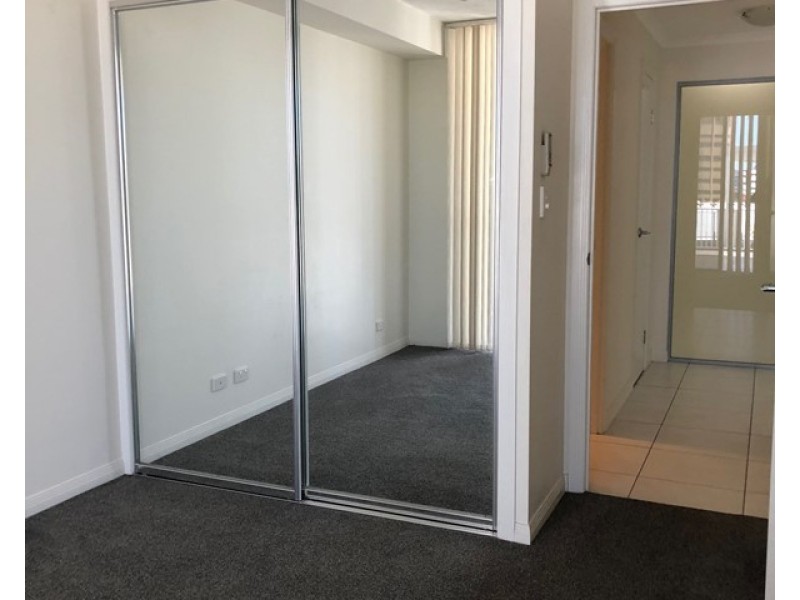 402 / 151 Sturt Street, Townsville City QLD 4810