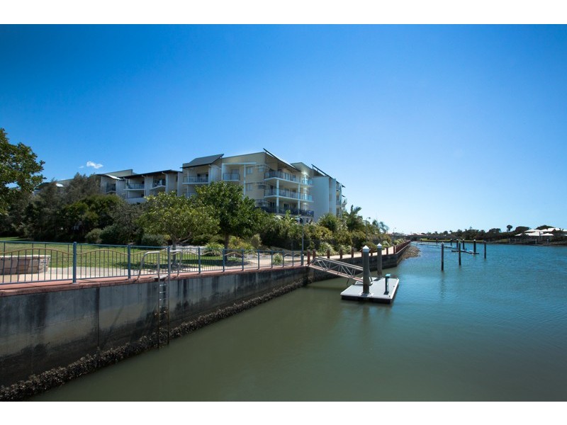 12/57 Grand Parade, Kawana Island QLD 4575