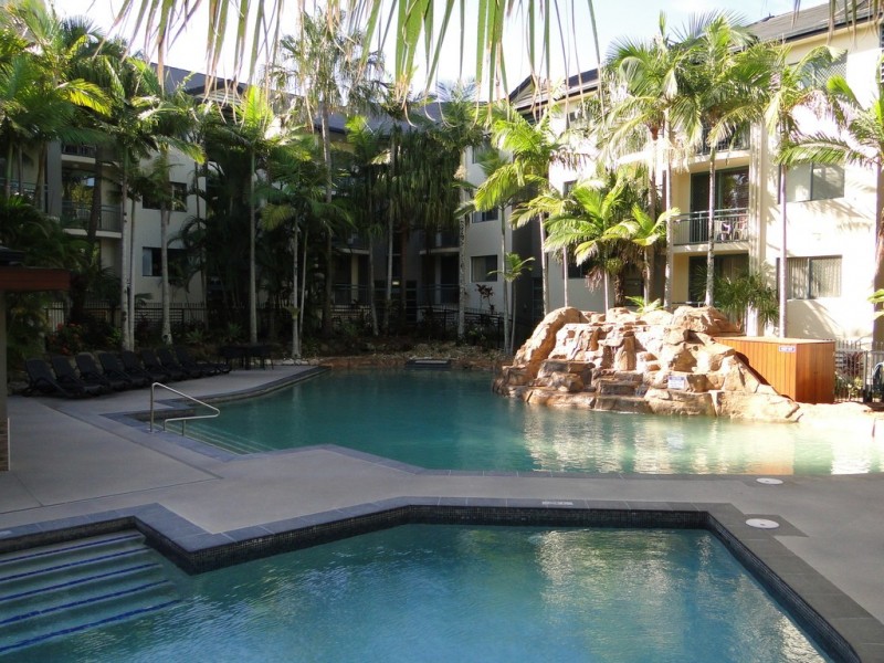 60/955 Gold Coast Hwy, Palm Beach QLD 4221