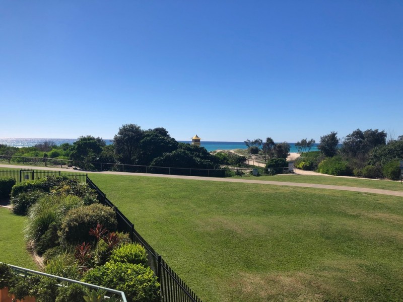 60/955 Gold Coast Hwy, Palm Beach QLD 4221