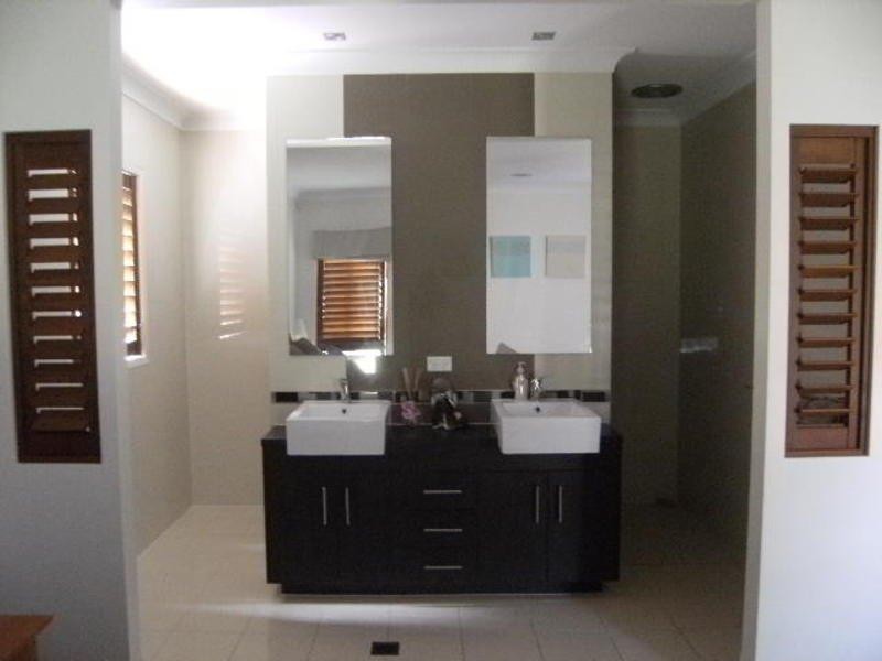 24 Rainlily Crescent, Upper Coomera QLD 4209