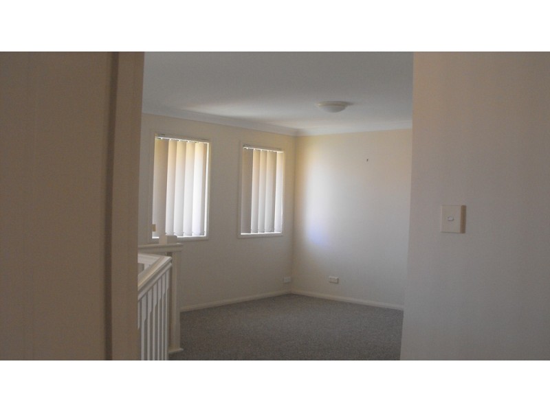 8/276 Oxley Dr, Runaway Bay QLD 4216