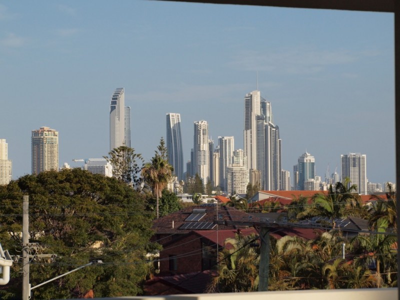 5 Chester Terrace, Southport QLD 4215