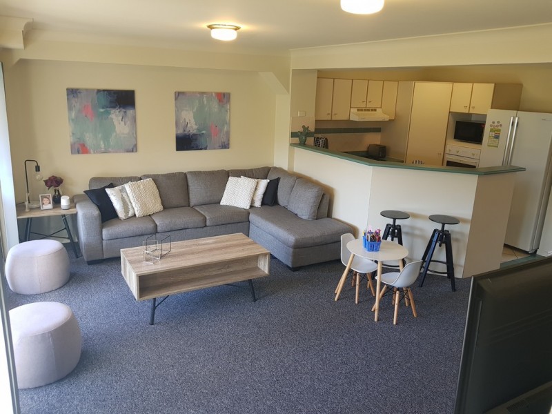 6/18 Discovery Drive, Helensvale QLD 4212