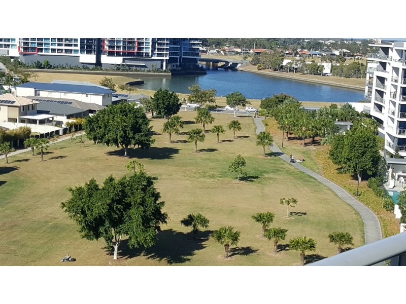 15 Compass Drive, Biggera Waters QLD 4216