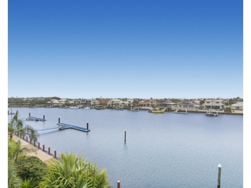 52/57 Grand Parade, Kawana Island QLD 4575