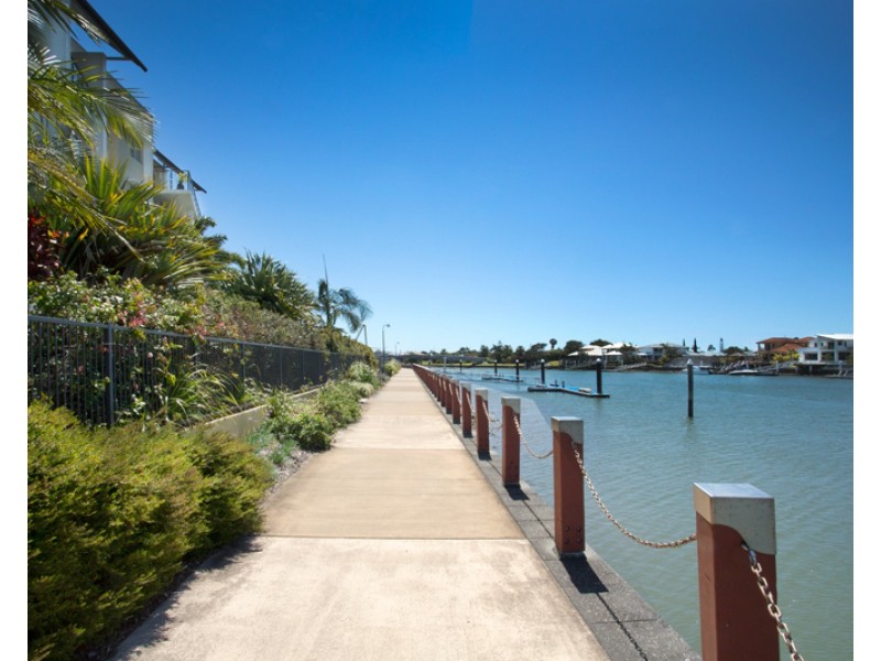 52/57 Grand Parade, Kawana Island QLD 4575
