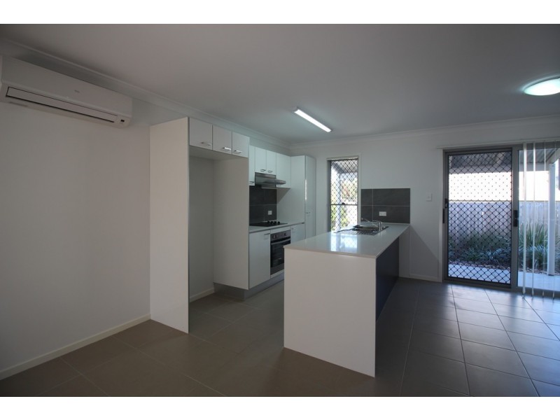 110/6 clearwater street, Bethania QLD 4205