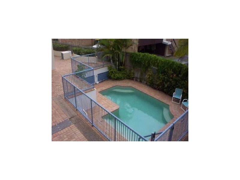 6/103 Frank Street, Labrador QLD 4215