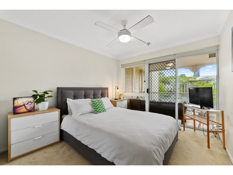 1/236 River Terrace, Kangaroo Point QLD 4169