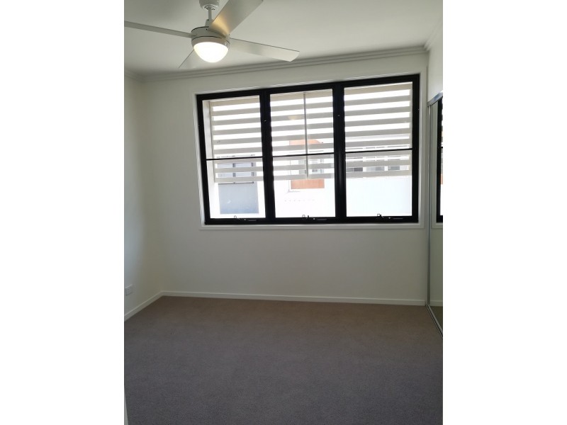 37 Florabella Drive, Robina QLD 4226