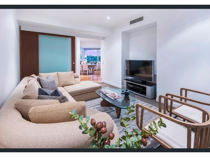 151/37 Harbour Road, Hamilton QLD 4007