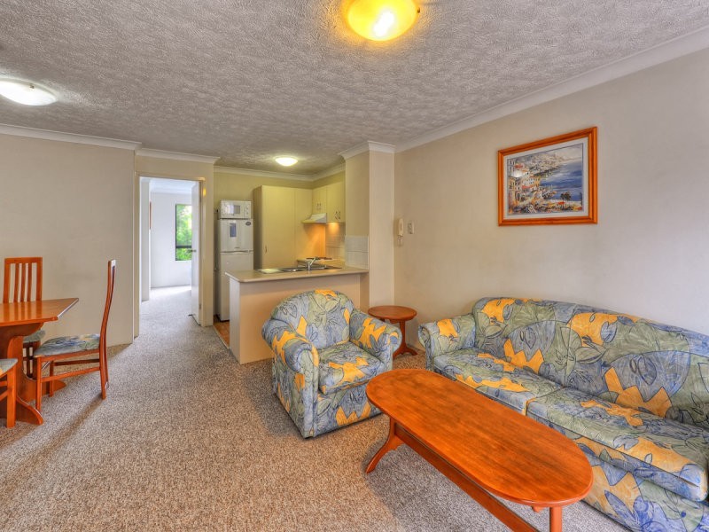 30/217 Scarborough St, Southport QLD 4215