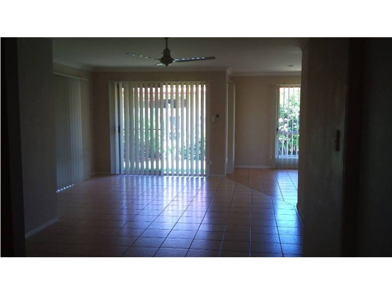 15 Daryl Drive, Varsity Lakes QLD 4227