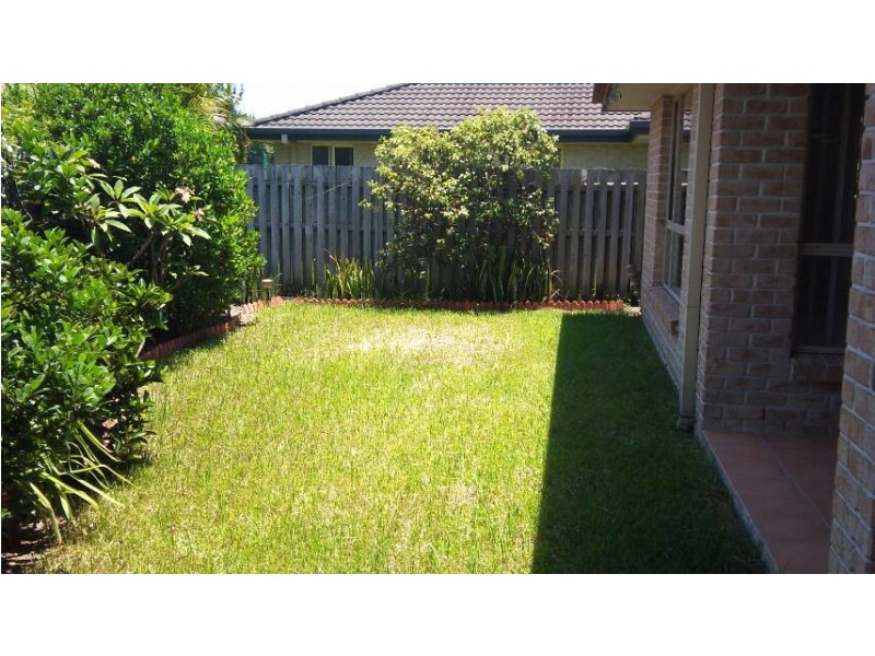 15 Daryl Drive, Varsity Lakes QLD 4227