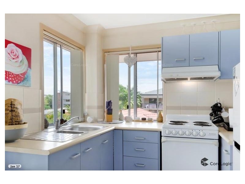 20/7 Illawong Ave, Chevron Island QLD 4217
