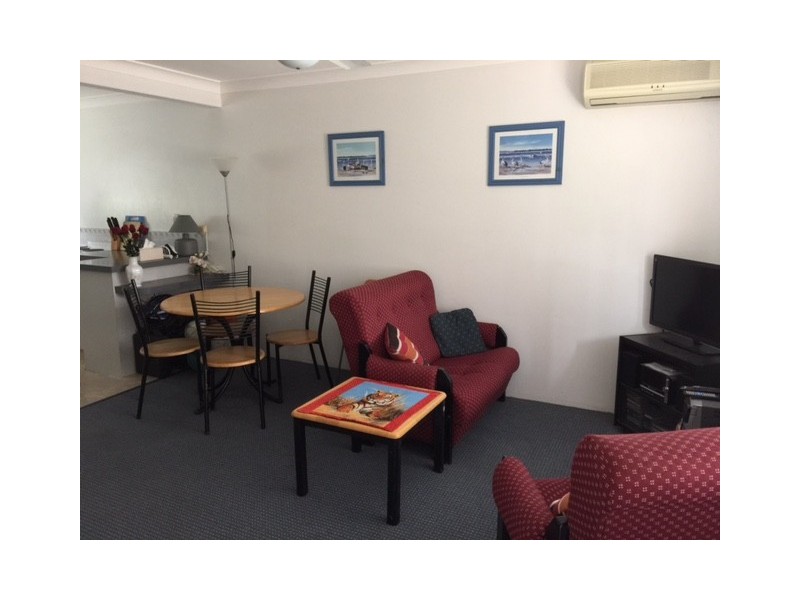 52 Island Street, Cleveland QLD 4163