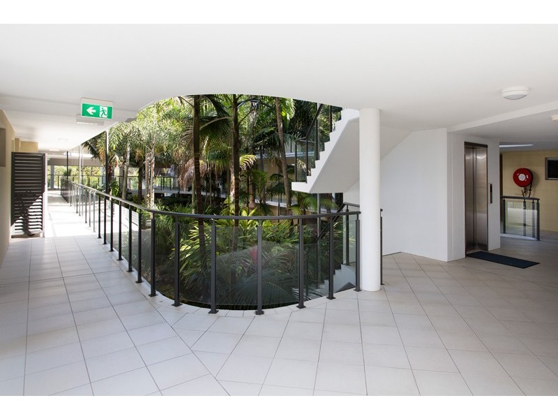 5/57 Grand Parade, Kawana Island QLD 4575